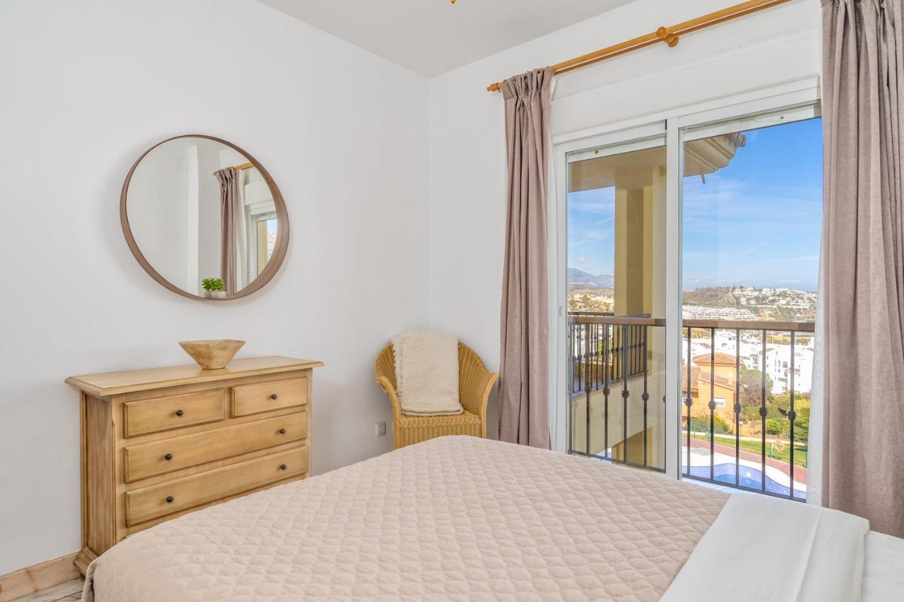 Stunning Seaview In By Costarentals - Ref 65 *